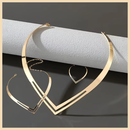Colar Feminino Duplo V em Metal – Design Geométrico Minimalista e Elegante